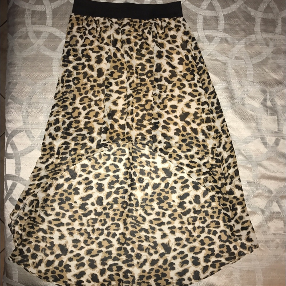 Leopard print high-lo Guess Skirt